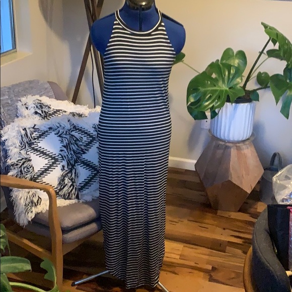 LNA Dresses & Skirts - NWOT LNA Striped Maxi Dress